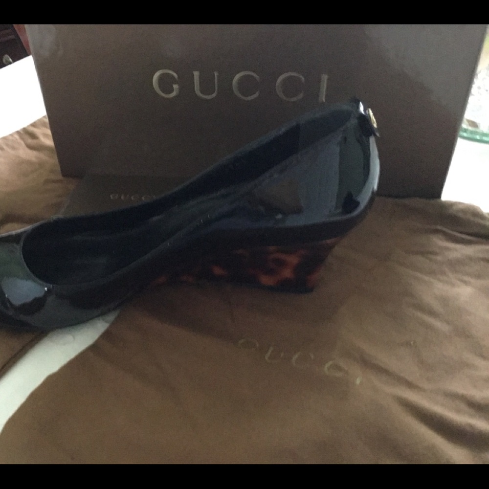 Gucci Shoes - Picture 4 of 4